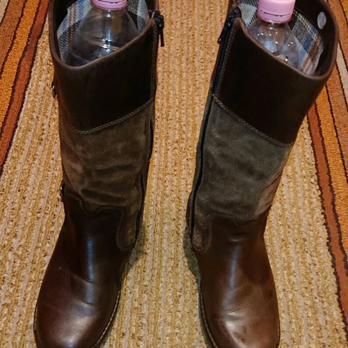 Ecco brown boots like new, size 41