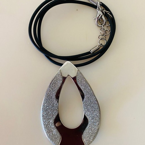 Teardrop necklace in silver tone with rhinestones and black cord new