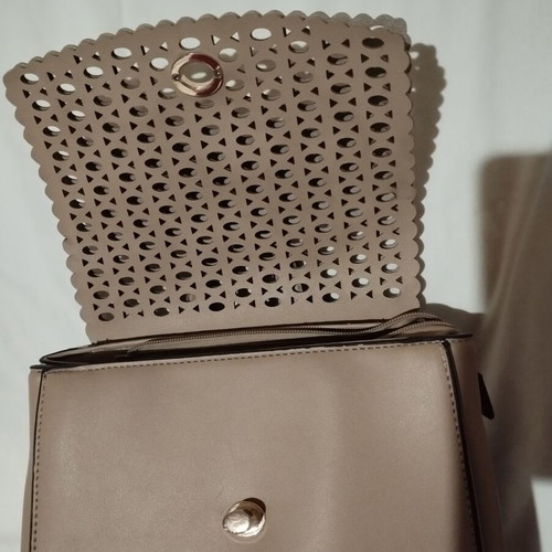 Verde backpack bag like new, beige
