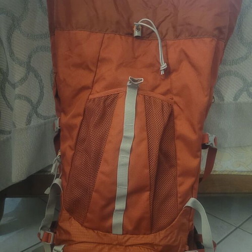 Lowe Alpine Khumbu 65-80 lt mountaineering backpack like new