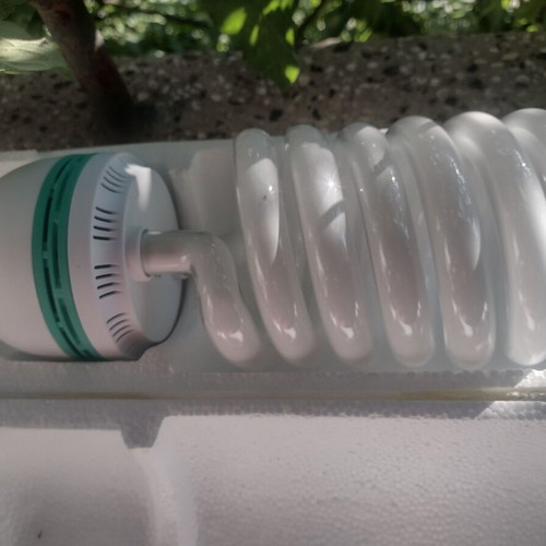 CFL light bulbs 125W E27 new, pack of 2
