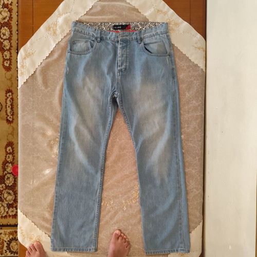 Billabong jeans used, size L, blue, missing first button