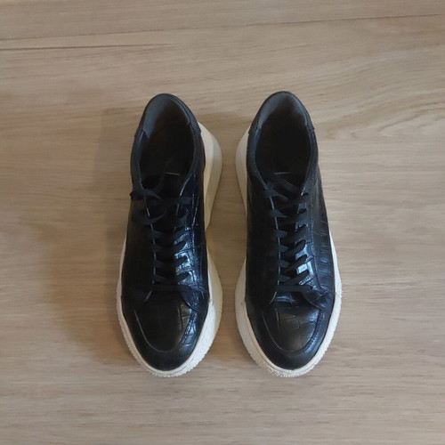 Makris women's leather sneakers like new, size 39, black white