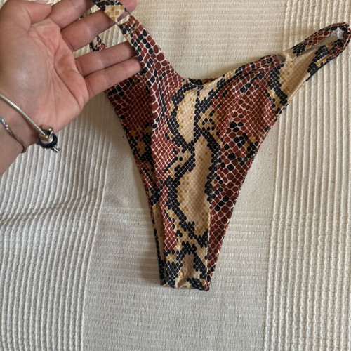 Decoro bikini bottom in brown and black