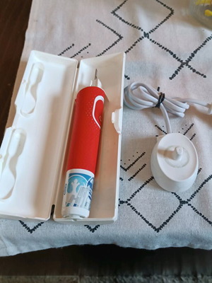 Electric toothbrush slightly used