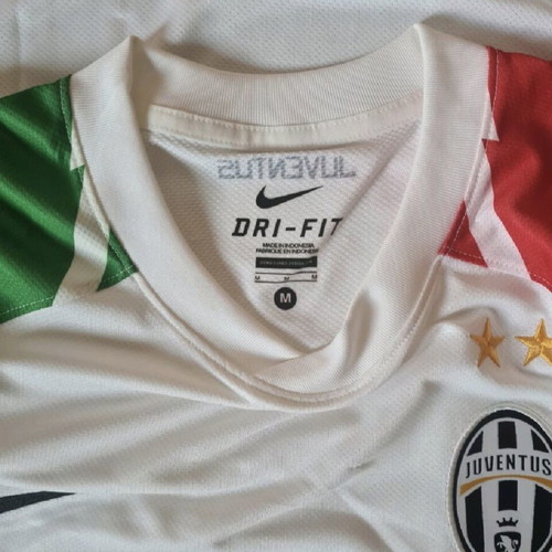 Nike Juventus football jersey collectible retro like new original M size