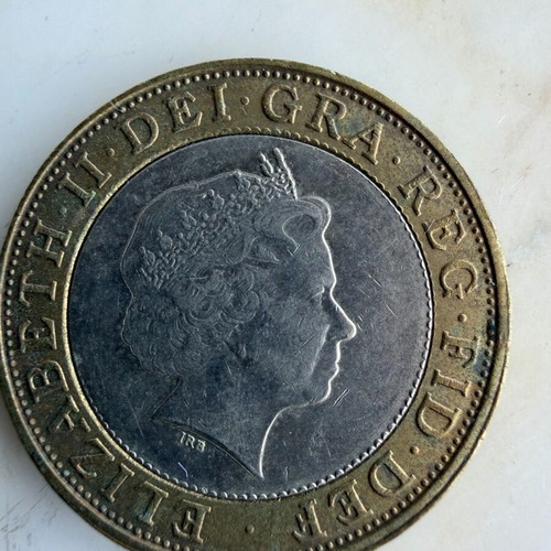British 2-pound coin used, 1998, Technology design