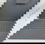  Logitech Combo Touch for iPad Air 10.9" (4th/5th Gen) - US Keyboard, Used, Fully