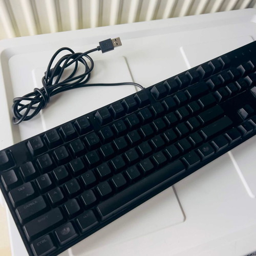 Cooler Master MasterKeys Lite L RGB gaming keyboard used