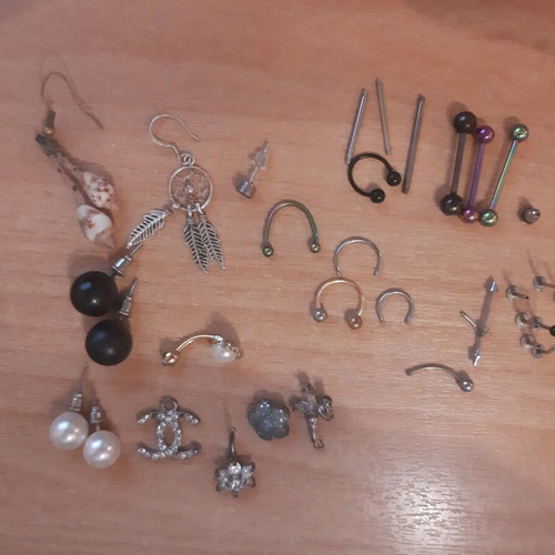 Earrings used, various colors for ears and belly