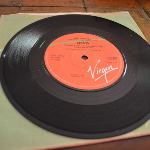 Devo Whip It! 7'' single like new, punk