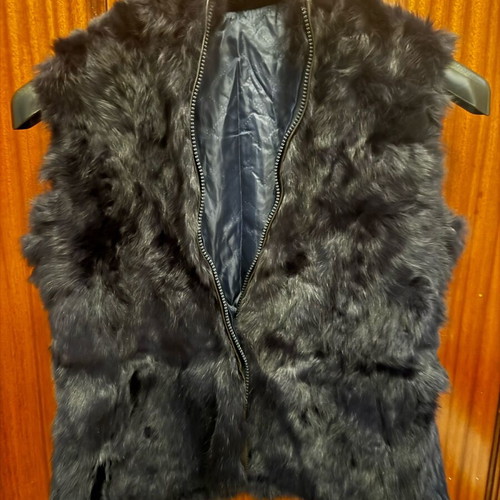 Γιλέκο σκούρο μπλε από γνήσια γούνα size small σαν καινούργιο