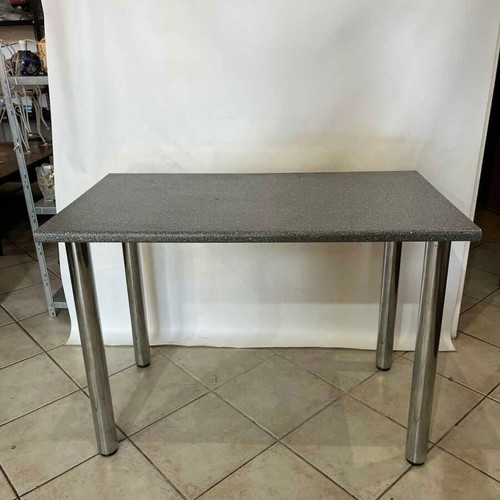 Kitchen table with metal legs and wooden granite-effect top 74x105x60