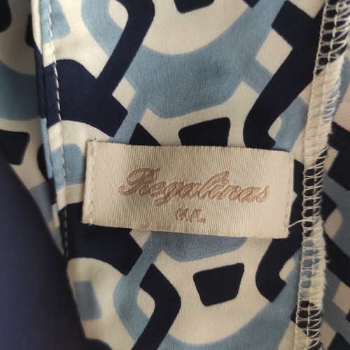 Regalinas long-sleeve blouse with geometric pattern, size M/L