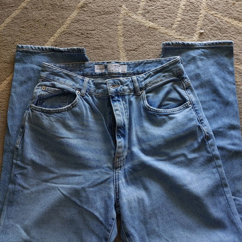 Bershka women's baggy blue jean like new, size M 38 10