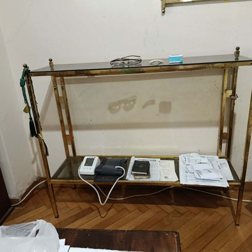 Brass mirror and console vintage, like new with glass parts