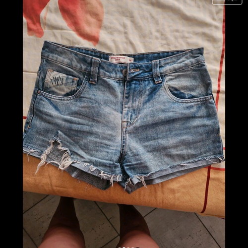 Pink Woman denim shorts used, size 36, blue