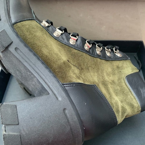 Glamazons ankle boots khaki with black suede and leather like new