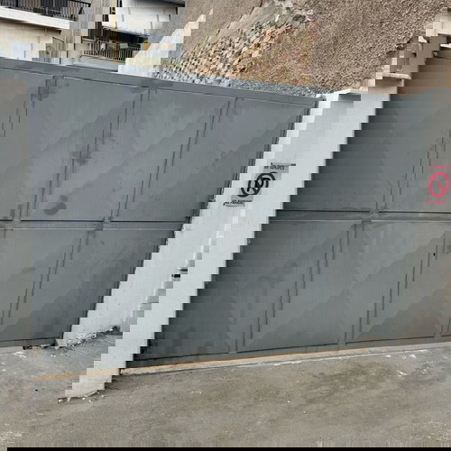 Sliding garage door 2x3 galvanized painted in excellent condition