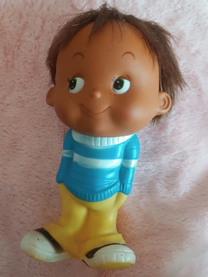 Vintage doll used with hair wear