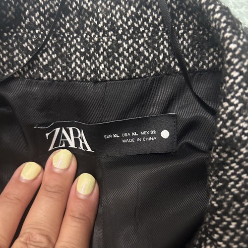 Zara winter boucle fabric jacket, black and white, XL