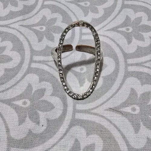 Adjustable ring with rhinestones in silver tone like new