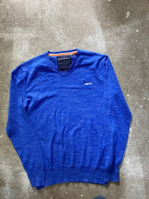 Superdry sweater size M blue