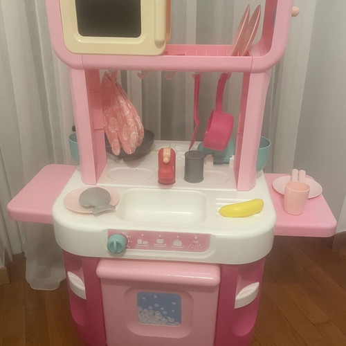 ELC children's kitchen like new with 16 accessories