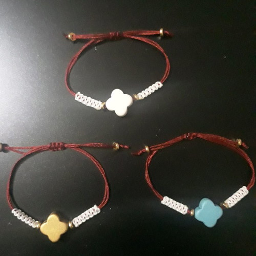Set of 3 Satyr Wooden Bracelets adjustable size, white gold blue