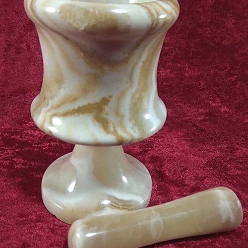 Decorative mortar with pestle made of natural onyx stone used