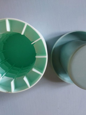 Soft ice pack like new for small ice cubes