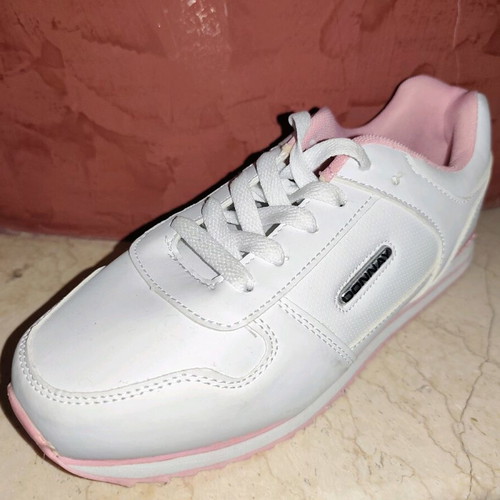 Donnay women's athletic shoes new, size 38, white pink