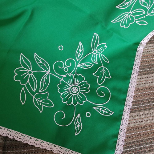 Vintage handmade embroidered tablecloth new, 72x72 cm
