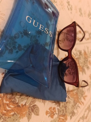Γυναικεία γυαλιά ηλίου Guess GU7726 καινούργια μπορντό χρυσό