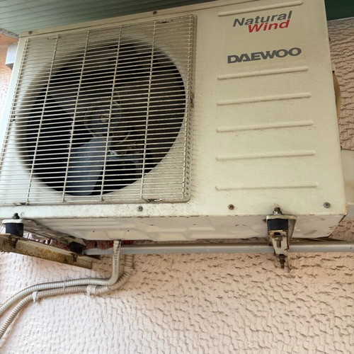 Daewoo air conditioner 9000 BTU