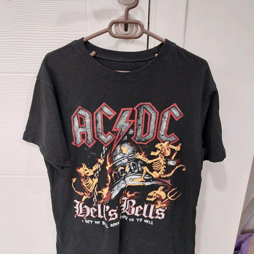 AC/DC Fan Band Tshirt used, size L, black