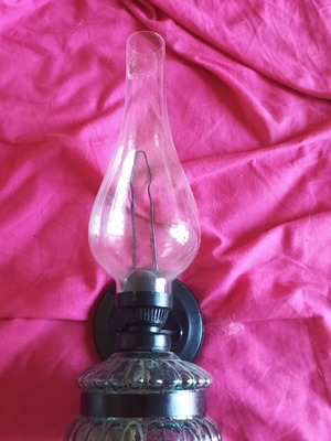 Vintage oil lamp with Original Crystal glass No 5