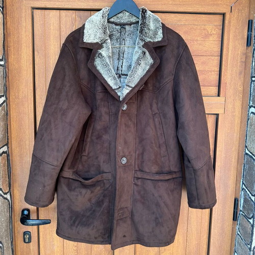 Brown men's coat made of faux suede with fur, size M, like new