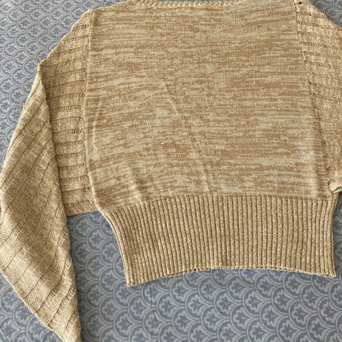 Knitted blouse like new, size M, beige with brown shades