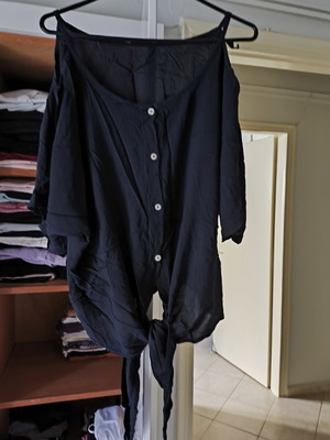 Shirt blouse like new, sizes S and M