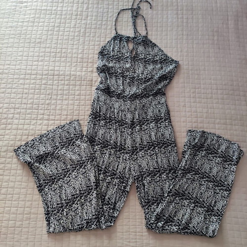 Pink Woman jumpsuit like new, size L, black and white