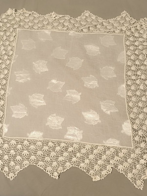 Vintage Χειροποίητο Καρέ Σαλονιού 88x88 cm με Δαντέλα Κροσέ και Ημιδιάφανο Κέντημα σαν καινούργιο