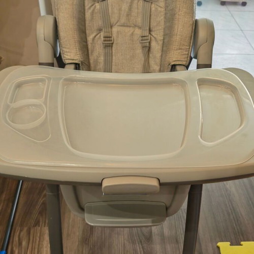 Joie Multiply 6in1 Multi-Mode Highchair like new