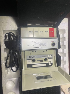 VTG portable cassette recorder 80s new, Made in Japan