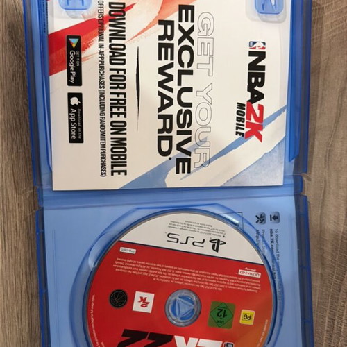Nba 2k22 PlayStation 5 like new, fully functional