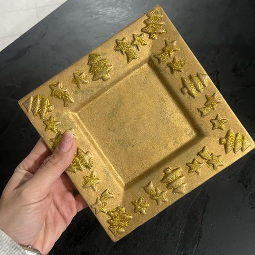 Christmas platter used, gold