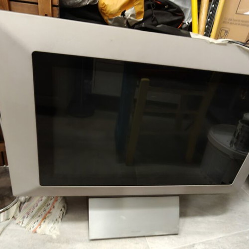 Bang & Olufsen BeoVision 3-28 CRT TV used, collectible retro design