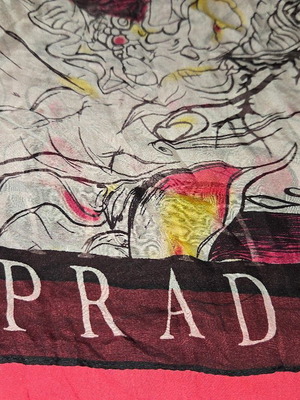 Thin women's Prada scarf like new with logo and pattern
