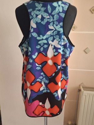 Peter Pilot sleeveless top, multicolor, back cutout