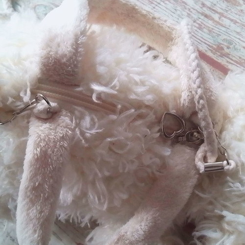 Children's fluffy shoulder bag Lamber Aurora used, lamb design